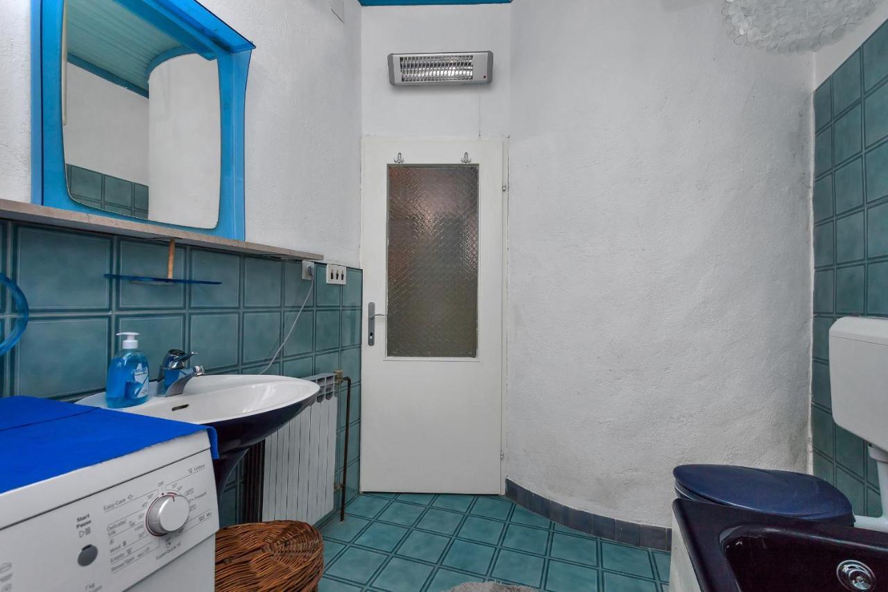 Apartman Montana, Town Centre Макарска Экстерьер фото